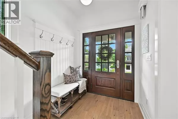 Hamilton, ON L8P4N9,112 CHEDOKE Avenue