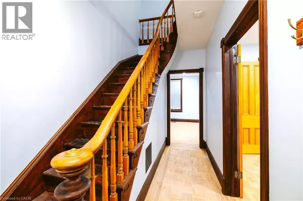 Cambridge, ON N1R1P5,41 PARK HILL Road