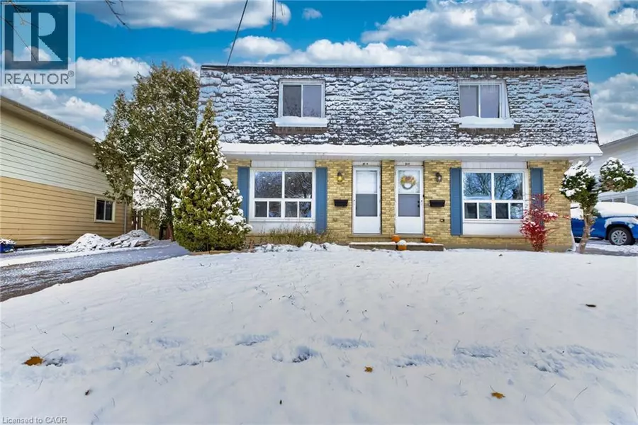 30A HELENE Crescent, Waterloo, ON N2L5E5