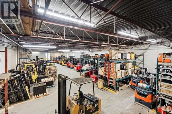 Oakville, ON L6J2X7,1054 SOUTH SERVICE Road