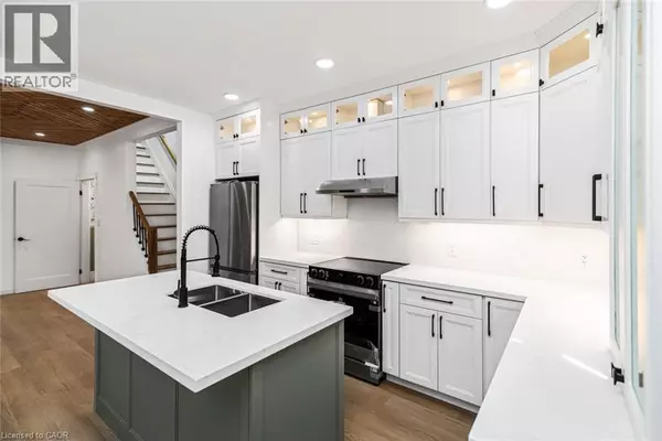 Hamilton, ON L8M1P7,48 AIKMAN Avenue