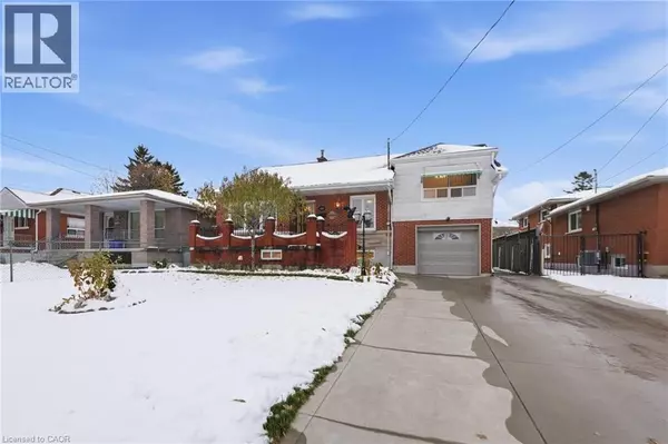 314 HAWKRIDGE Avenue, Hamilton, ON L9C3L2