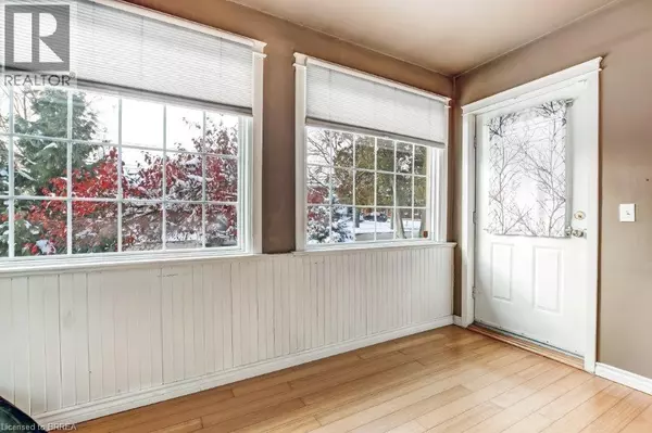 Brantford, ON N3T4X5,85 GRAND RIVER Avenue