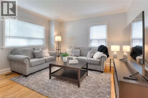 Kitchener, ON N2M3J5,577 STIRLING Avenue S