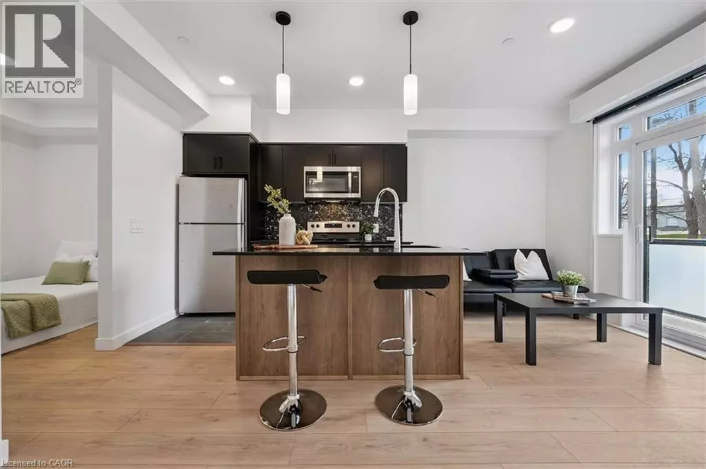 Kitchener, ON N2G0G6,31 MILL ST #82