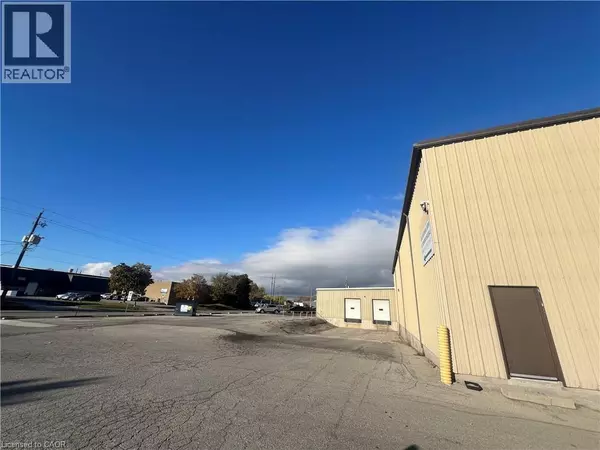 Stoney Creek, ON L8E2T2,362 DEWITT RD #A & B