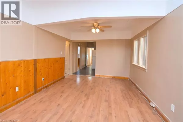 Hamilton, ON L8L4C2,92 GERTRUDE Street