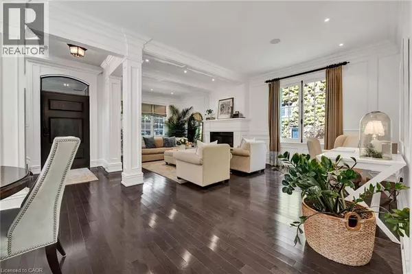 Kitchener, ON N2H4Z6,19 MAYNARD Avenue