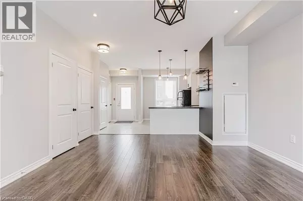 Burlington, ON L7L0H8,5030 CORPORATE DR #1