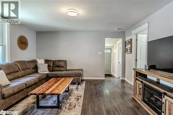 Barrie, ON L4N3T5,44 ADELAIDE Street