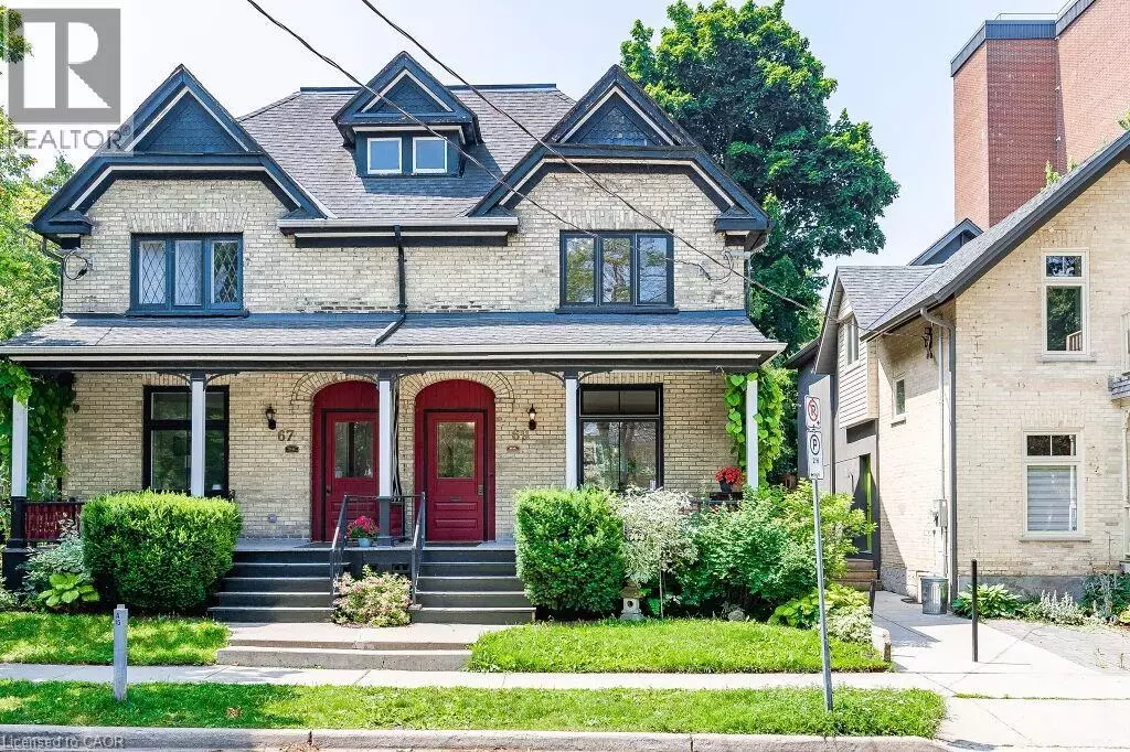 Kitchener, ON N2H4B8,69 AHRENS Street W