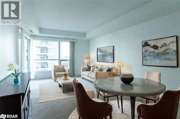 Barrie, ON L4N9R2,6 TORONTO ST #1005