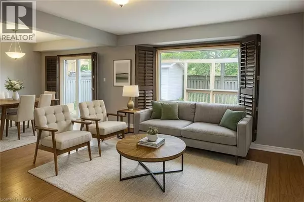 Cambridge, ON N1P1A1,276 CHRISTOPHER Drive