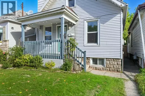 Hamilton, ON L8H2E7,159 HOPE Avenue