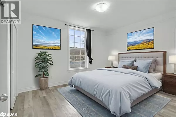 Hamilton, ON L8N1N5,287 HUNTER Street E