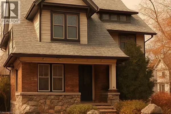 2 UNDERMOUNT AVE #1, Hamilton, ON L8P3Z6