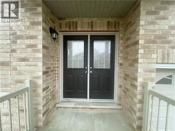 Ayr, ON N0B1E0,24 HOWARD MARSHALL Street