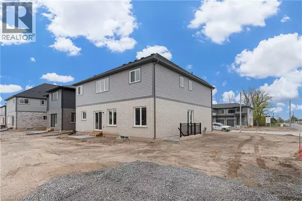 Fort Erie, ON L2A0H3,778 BRADFORD Avenue