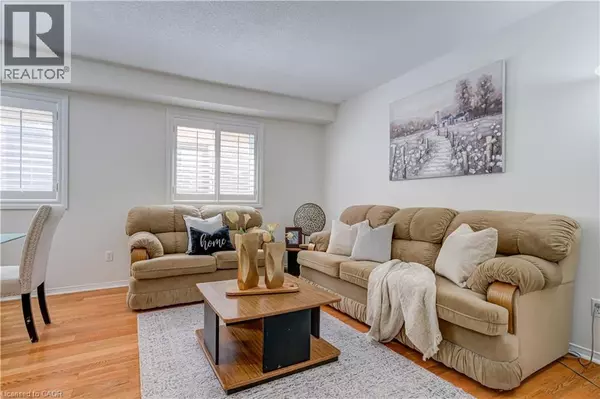 Brampton, ON L6X4J9,61 CEDARWOOD Crescent