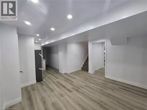 Stoney Creek, ON L8P1R2,200 BEDROCK Drive