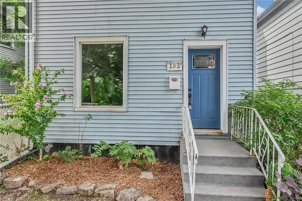 Hamilton, ON L8L7K2,193 GLENDALE Avenue N