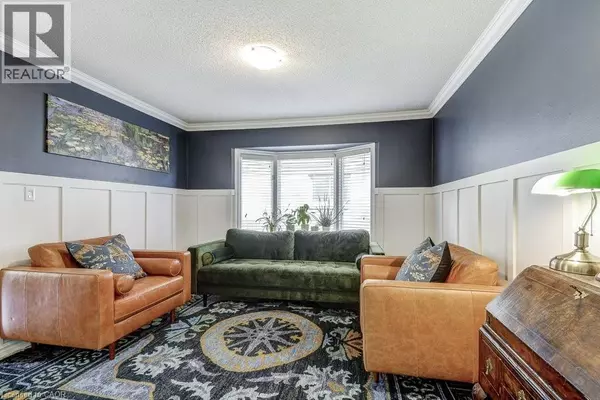 Ancaster, ON L9G4M6,149 CHARTERHOUSE Crescent