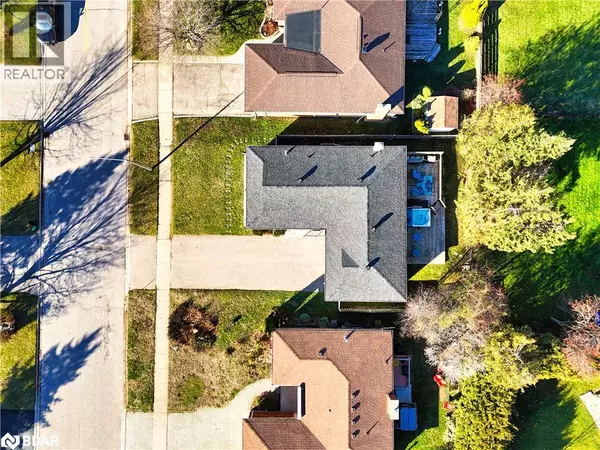 Orillia, ON L3V9G3,6 LINDSAY Crescent