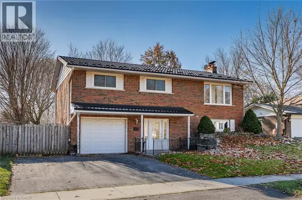 11 NIGHTINGALE Crescent, Elmira, ON N3B1A7