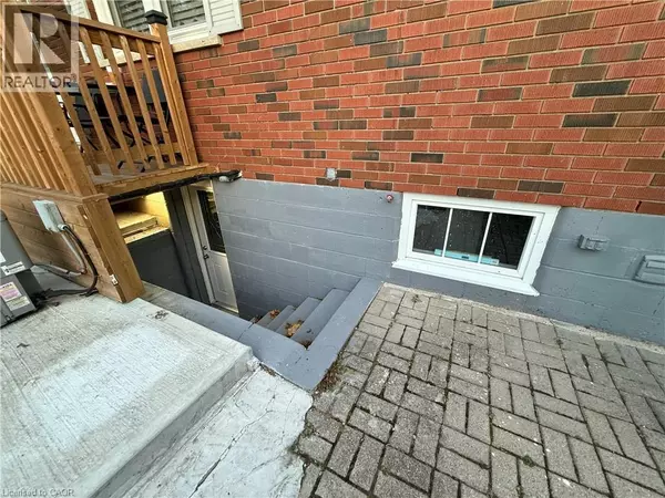 Stoney Creek, ON L8G3W9,115 GREEN RD #2