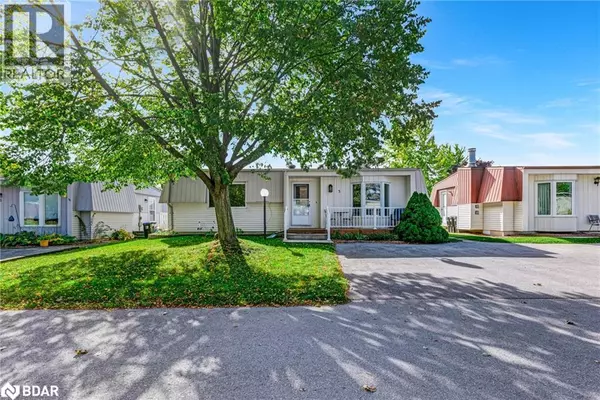 3 COMFORTS Cove, Innisfil, ON L9S1S3