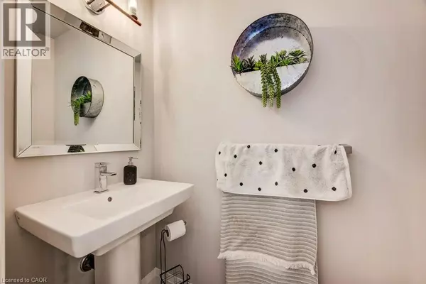 Plattsville, ON N0J1S0,205 APPLEWOOD Street