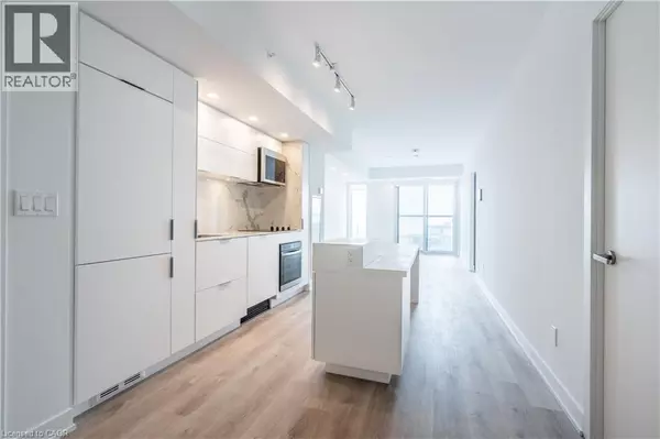 Burlington, ON L7R0G9,370 MARTHA ST #309