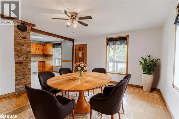 New Tecumseth, ON L9R1L2,40 QUEEN STREET