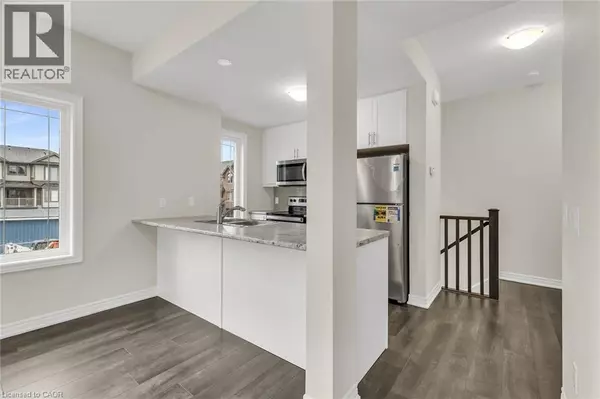 Stoney Creek, ON L8J0M7,19 PICARDY DR #32