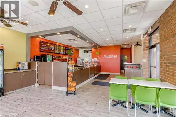 Stoney Creek, ON L8E5M1,301 FRUITLAND RD #1A