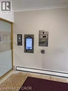 Hamilton, ON L8K4E1,10 WOODMAN DR South #208