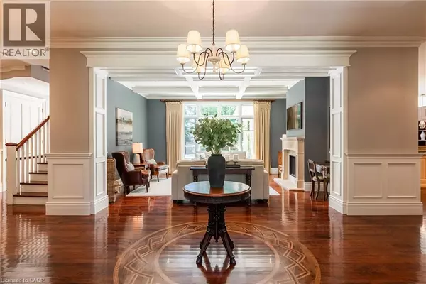 Oakville, ON L6K3Y4,38 SHOREWOOD Place