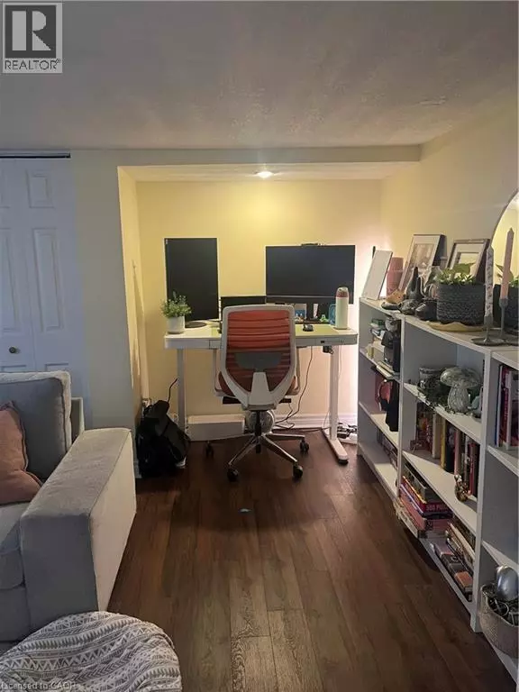 Kitchener, ON N2H2Y1,123 KRUG ST #BASEMENT