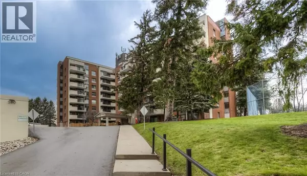 Kitchener, ON N2H6P2,260 SHELDON AVE North #212