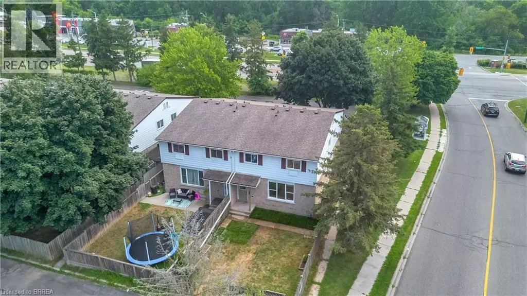 Brantford, ON N3T1R1,34 OAKHILL DR #20B