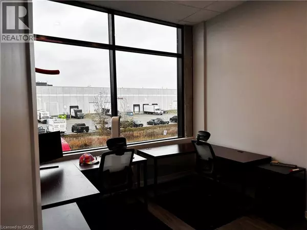 Burlington, ON L7N3V6,760 LAURENTIAN DR #26