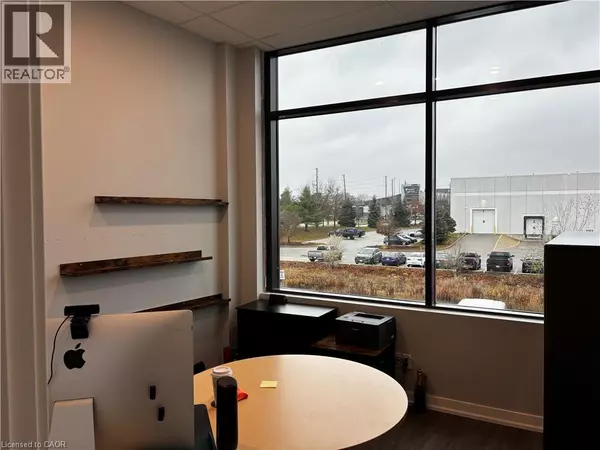 760 LAURENTIAN DR #26, Burlington, ON L7N3V6