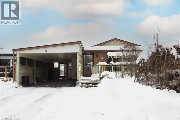 11 BROKEN OAK Crescent, Kitchener, ON N2N1N8
