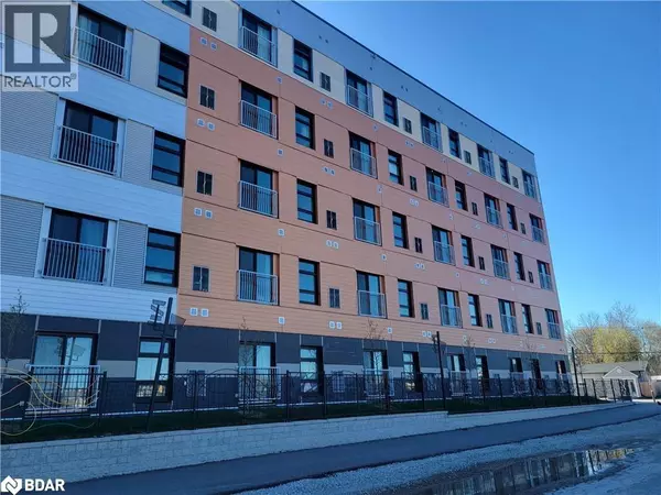 75 BARRIE RD #513, Orillia, ON L3V8N5