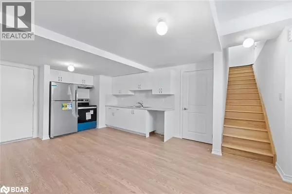 Barrie, ON L9J0L3,100 NOTTINGHAM RD #Lower