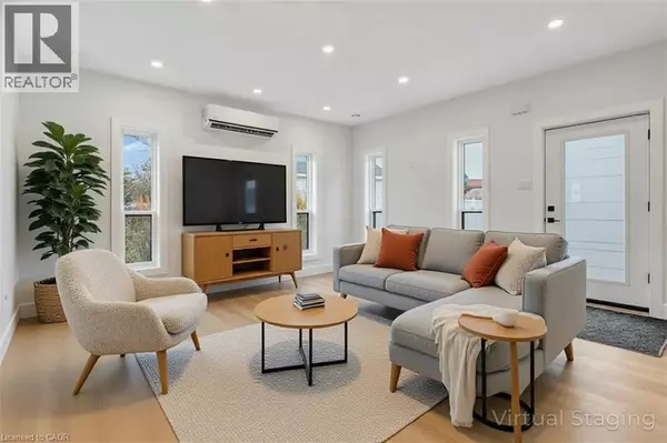 Kitchener, ON N2E1C8,67 KIMBERLY CRES #C