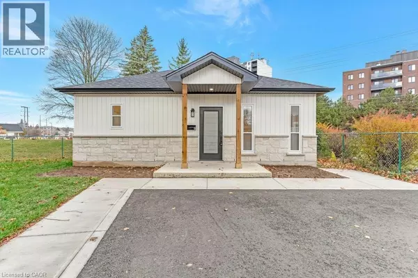 67 KIMBERLY CRES #C, Kitchener, ON N2E1C8