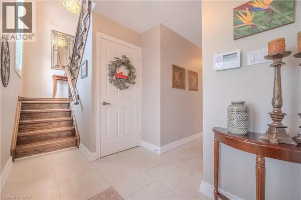 Hamilton, ON L9B2B9,139 BRIGADE Drive