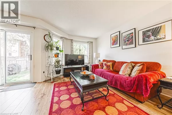 Burlington, ON L7L6G2,487 TAYLOR Crescent