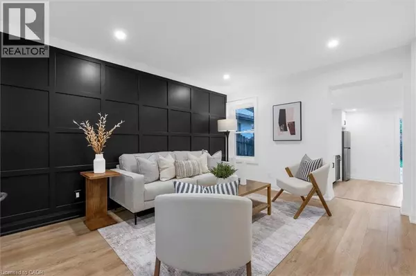 Hamilton, ON L8N2P4,9 FORD Street